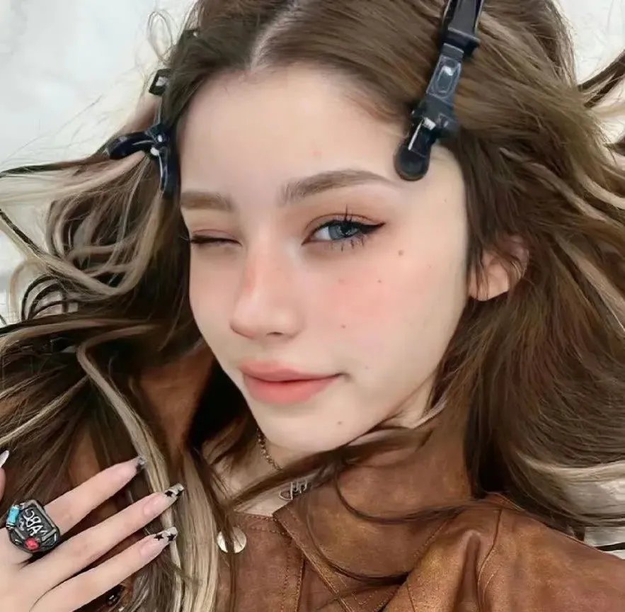 克莱儿的相机